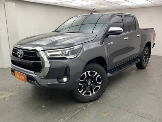 TOYOTA HILUX 2.8 D-4D TURBO DIESEL CD SRV 4X4 AUTOMÁTICO
